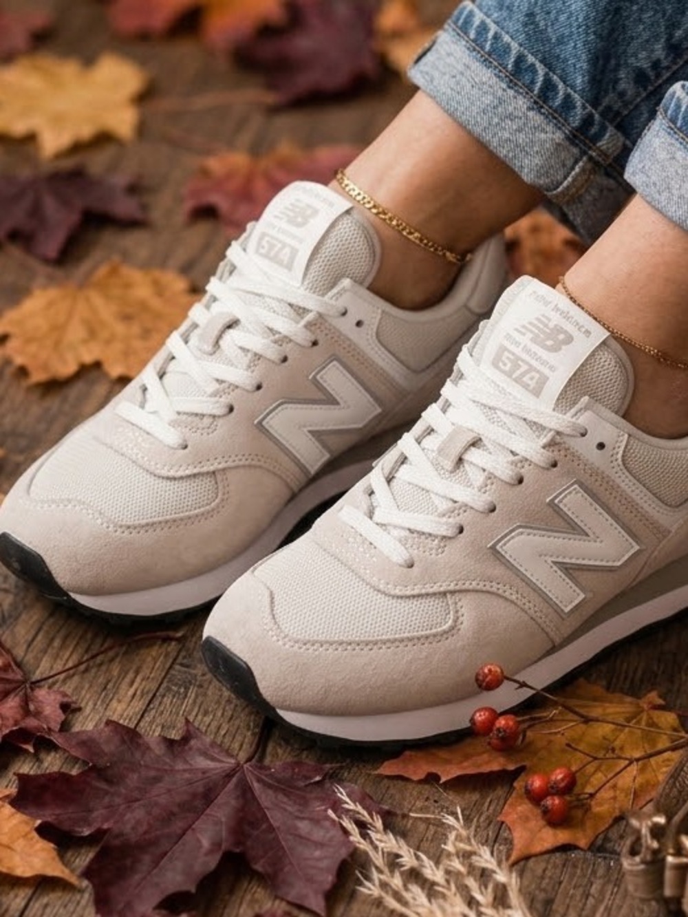 New Balance 574 Core Nimbus Cloud White Suede Sneakers Womens 8